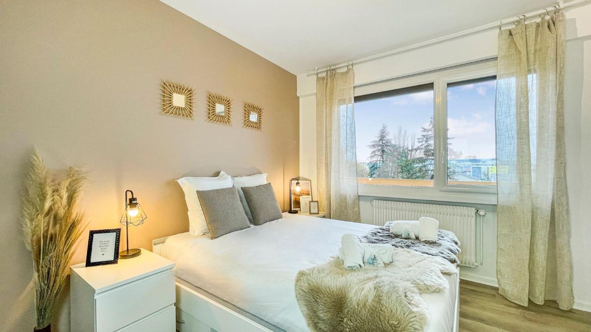 Homey La Coloc Mugi - Colocation Haut De Gamme - Chambres Privees - Balcon - Wifi Et Netflix - Proche Transports Commun Annemasse Luaran gambar