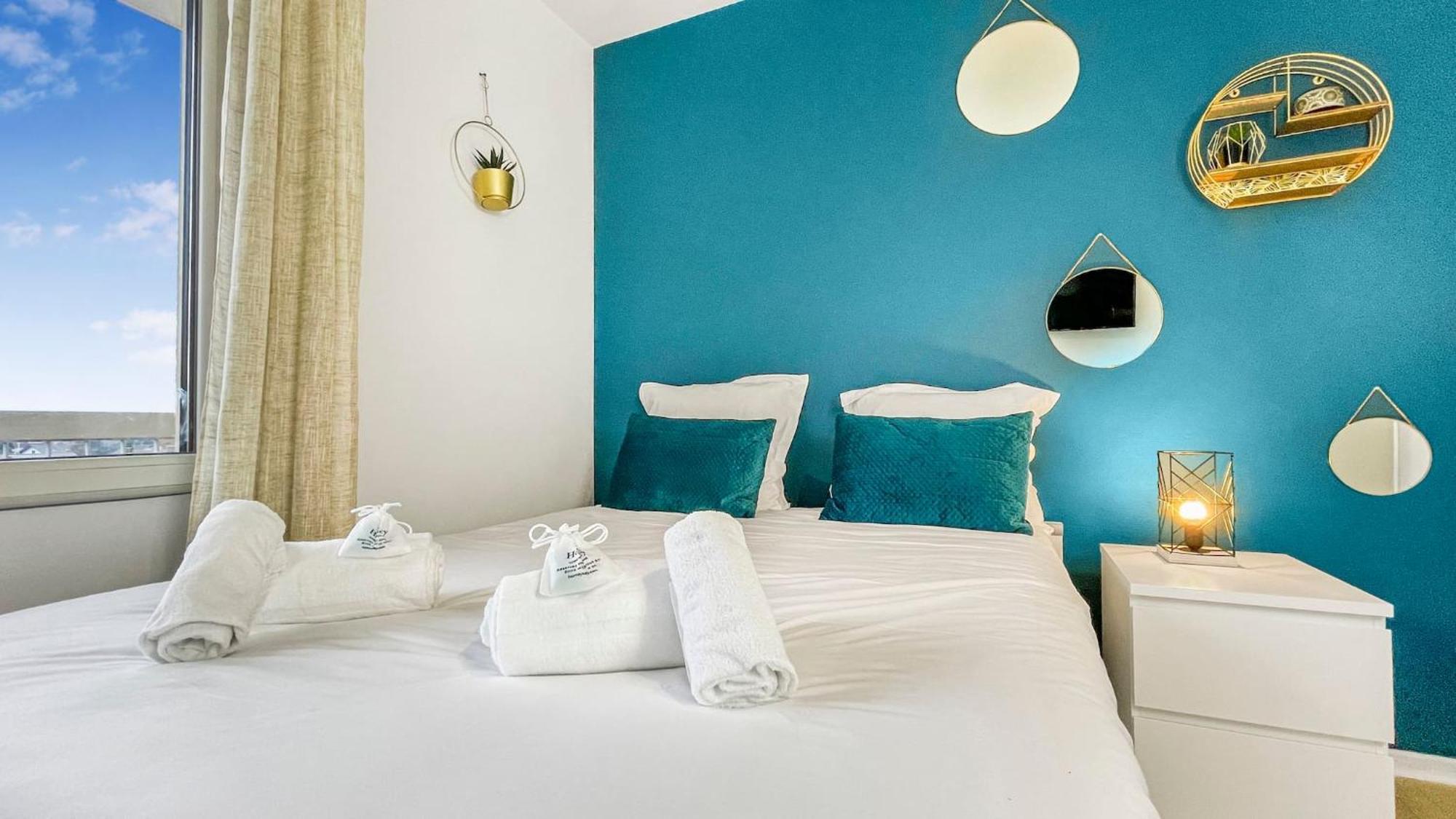 Homey La Coloc Mugi - Colocation Haut De Gamme - Chambres Privees - Balcon - Wifi Et Netflix - Proche Transports Commun Annemasse Luaran gambar